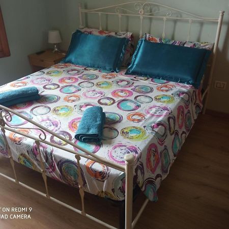 King Private Room Tra Arte Mare Campagna 恩波利 外观 照片