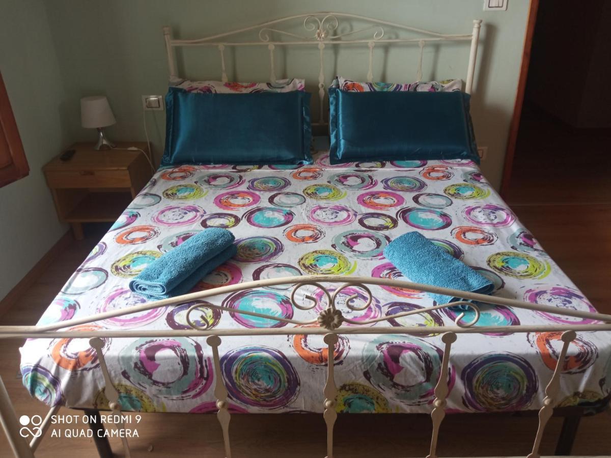 King Private Room Tra Arte Mare Campagna 恩波利 外观 照片